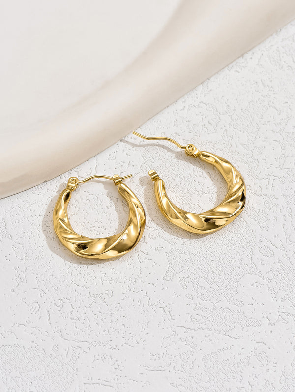 A pair of light luxury and gorgeous temperament, versatile and set with zircon copper earrings, metallic copper material gift